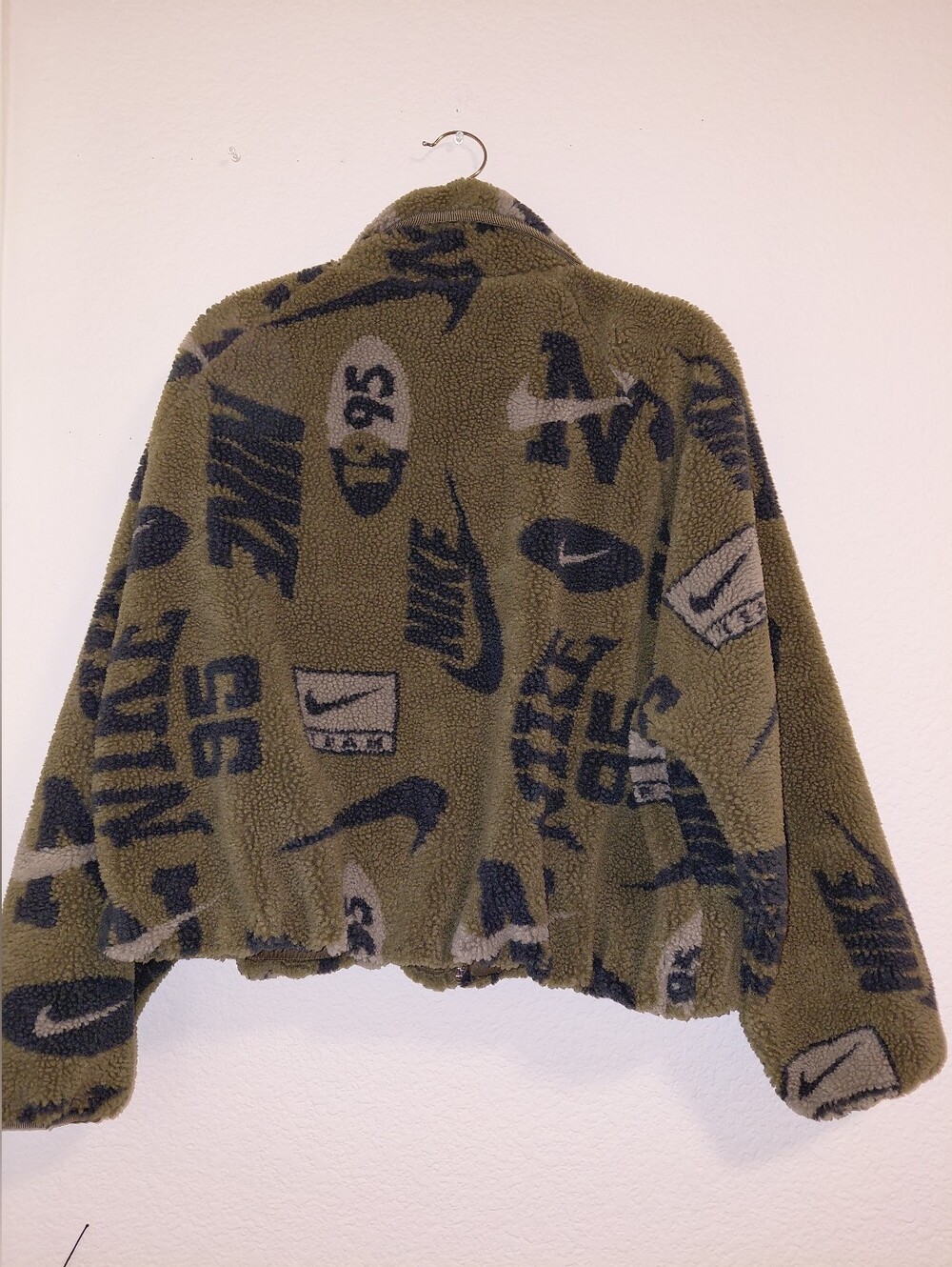 NWT Nike High Pile Olive Green Sherpa Jacket Medium - Picture 7 of 11